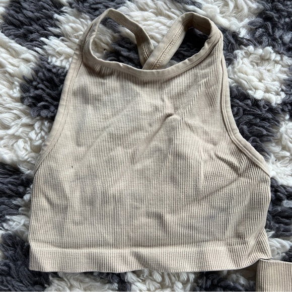 3 piece Aritzia TNA tan beige workout set top shorts and leggings - Picture 4 of 10